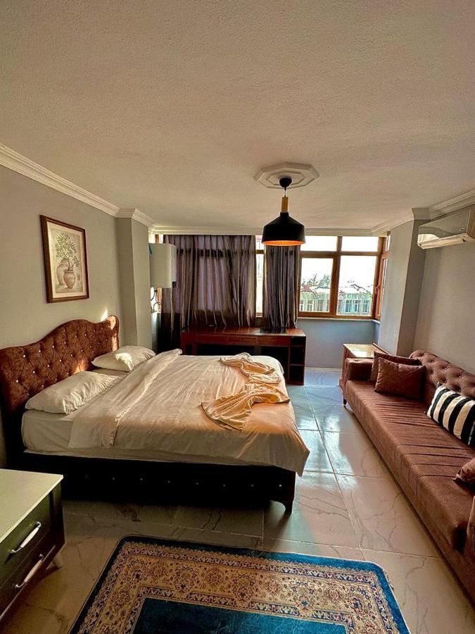 Simax Apart Hotel Истанбул Екстериор снимка