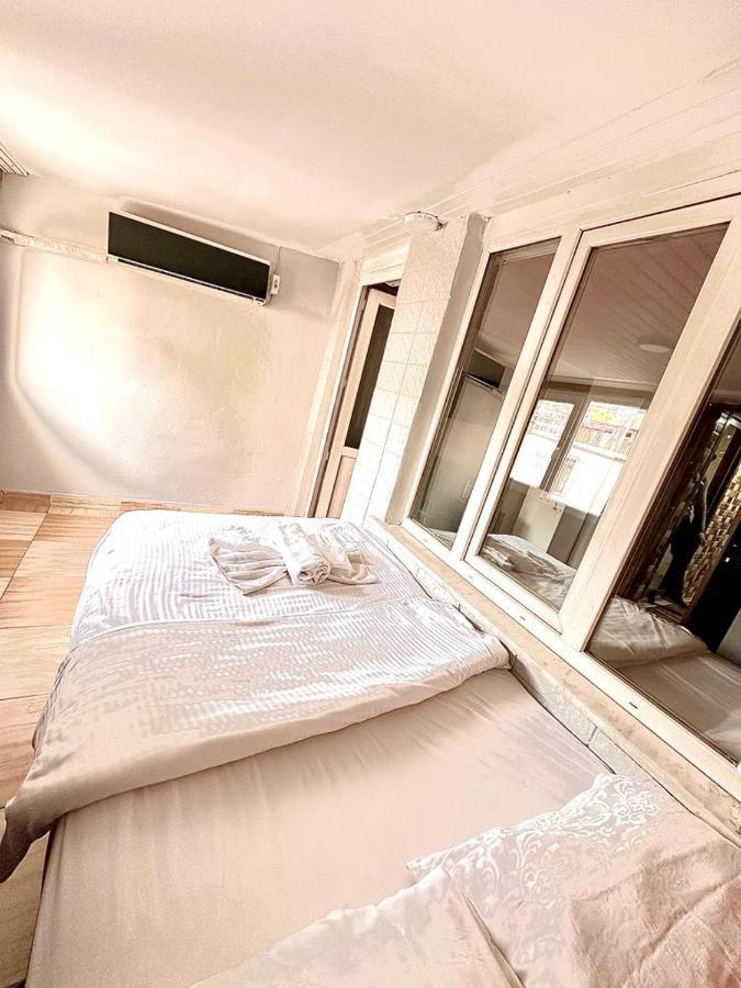 Simax Apart Hotel Истанбул Екстериор снимка